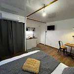 Logustine شقة قرقشونه